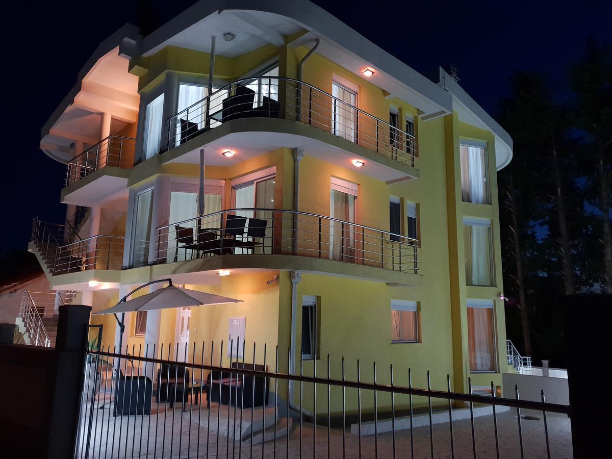 Villa Medusa Apartments Добра Вода Екстер'єр фото